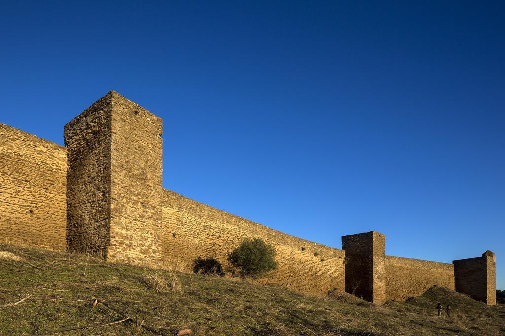 Parque De Natureza De Noudar Barrancos Kültér fotó